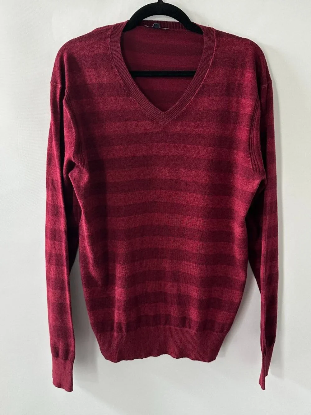 Gap Men's Medium Red Striped Crewneck Sweater 100% Cotton